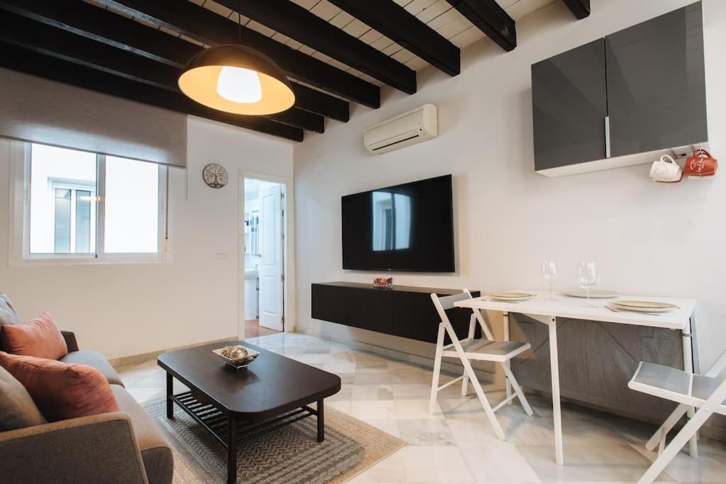 סביליה Ad2B Apartment, 300M From Cathedral With 2Br מראה חיצוני תמונה