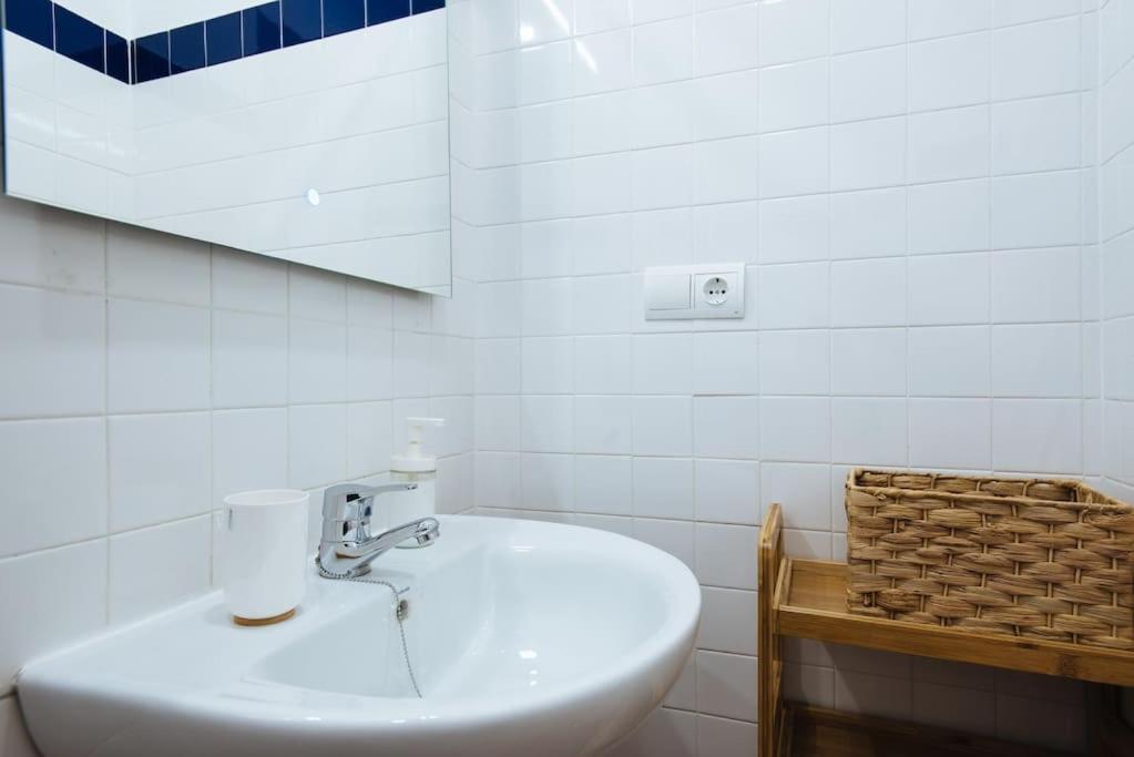 סביליה Ad2B Apartment, 300M From Cathedral With 2Br מראה חיצוני תמונה